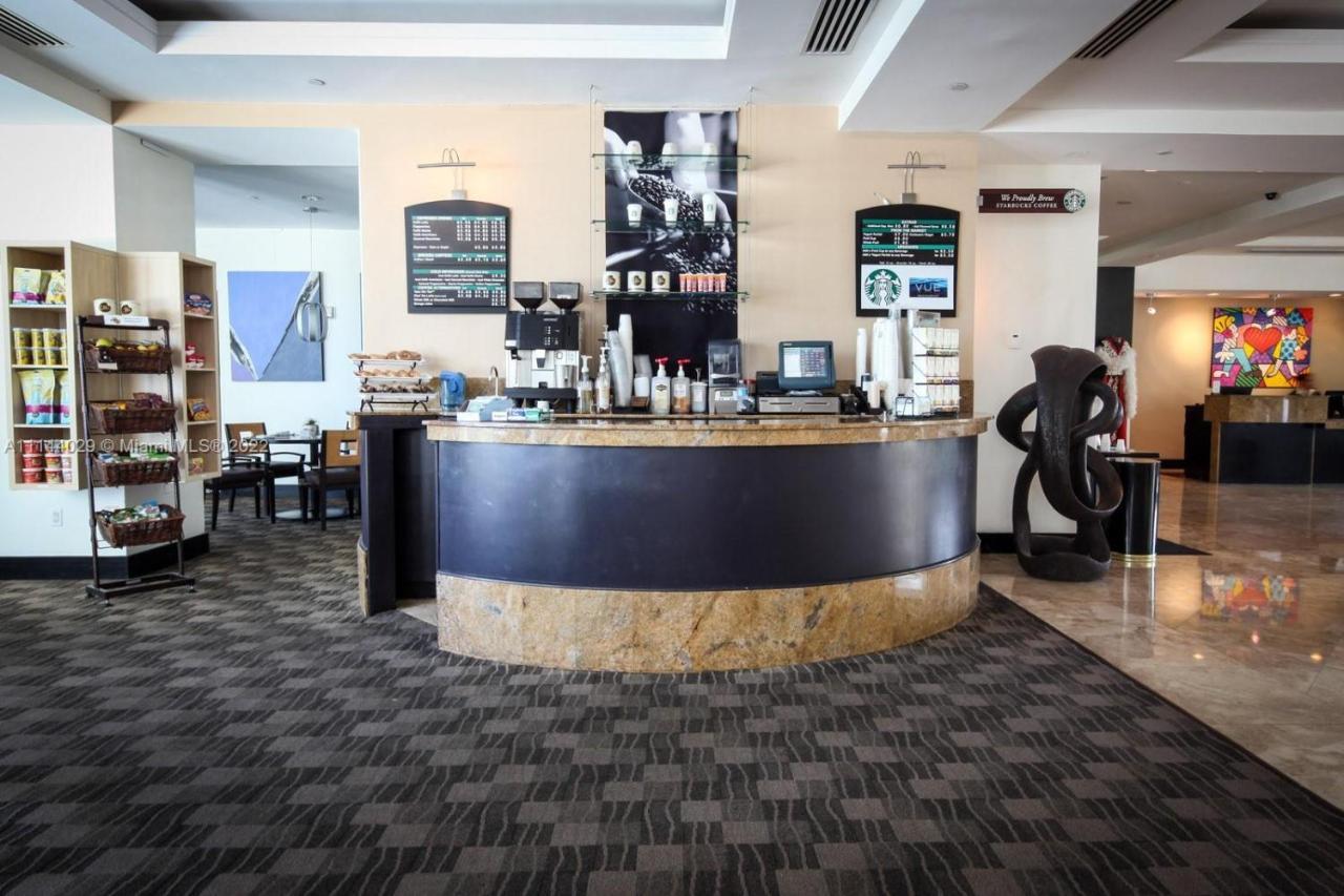 Gallery One - A Doubletree Suites By Hilton Hotel Форт Лодърдейл Екстериор снимка