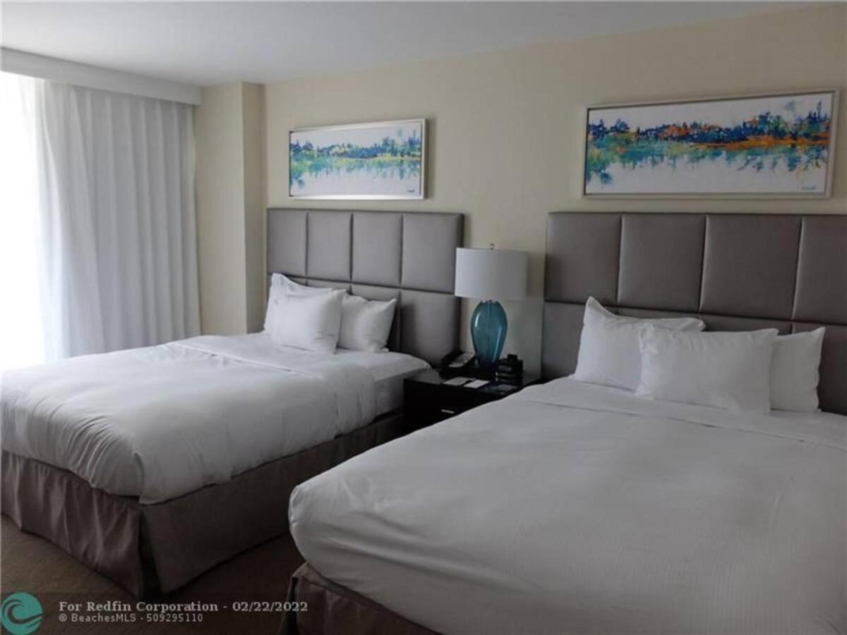 Gallery One - A Doubletree Suites By Hilton Hotel Форт Лодърдейл Екстериор снимка