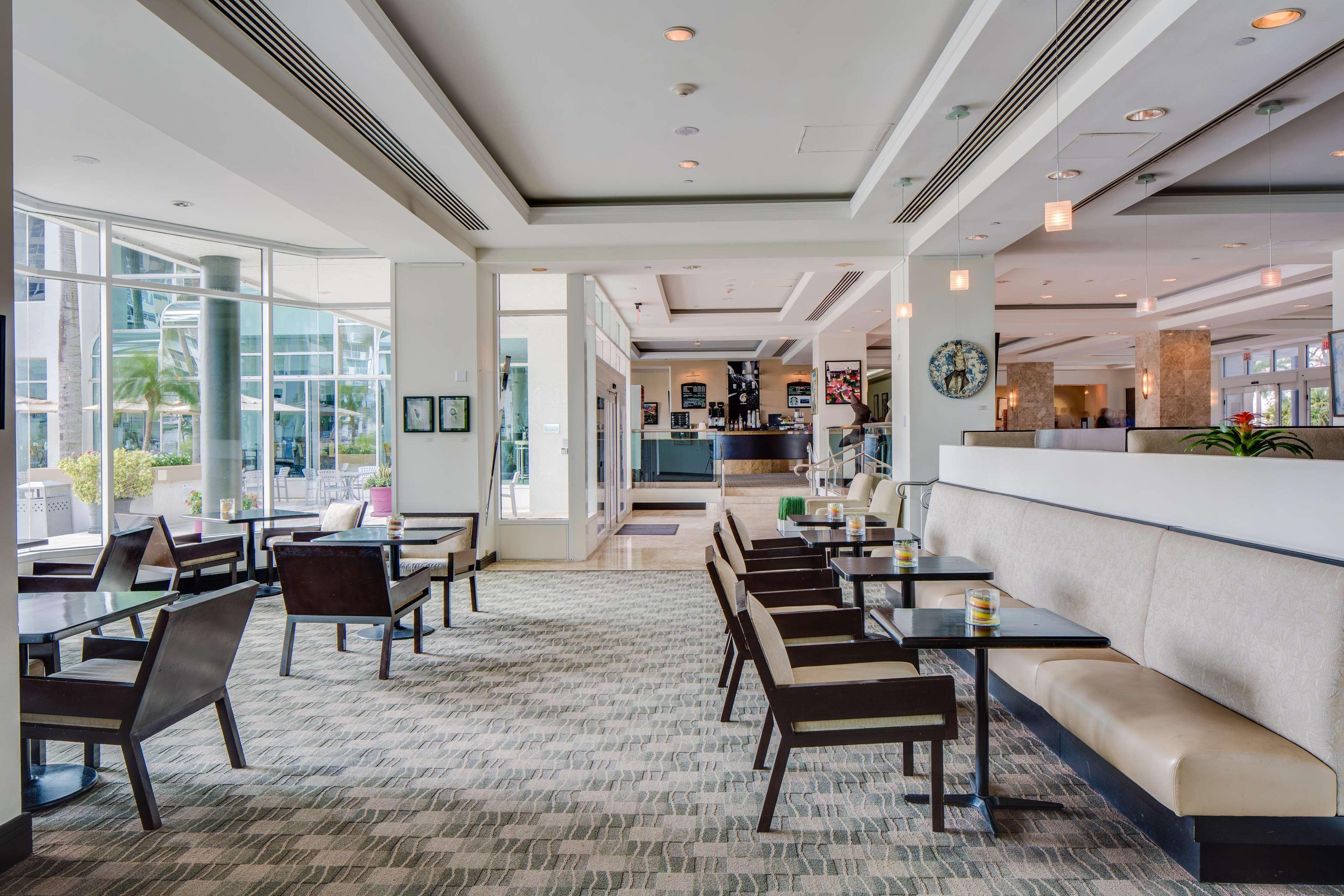 Gallery One - A Doubletree Suites By Hilton Hotel Форт Лодърдейл Екстериор снимка
