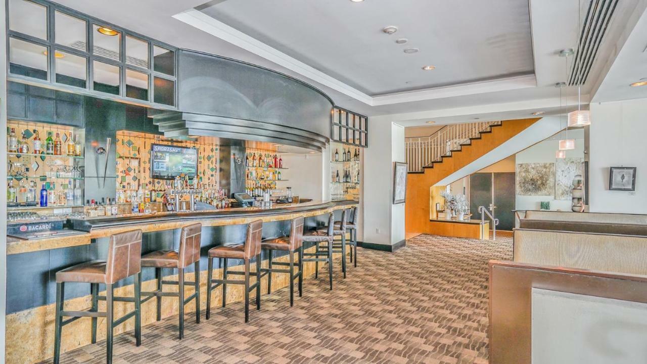 Gallery One - A Doubletree Suites By Hilton Hotel Форт Лодърдейл Екстериор снимка