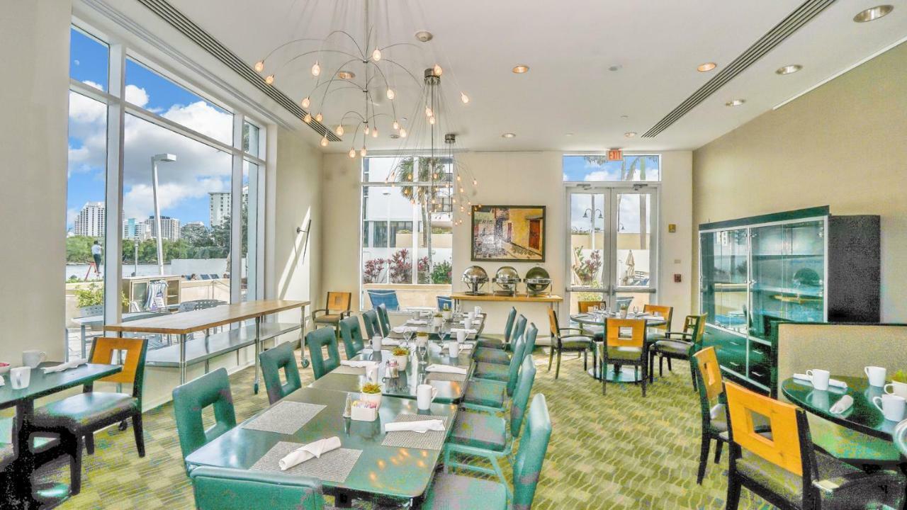 Gallery One - A Doubletree Suites By Hilton Hotel Форт Лодърдейл Екстериор снимка