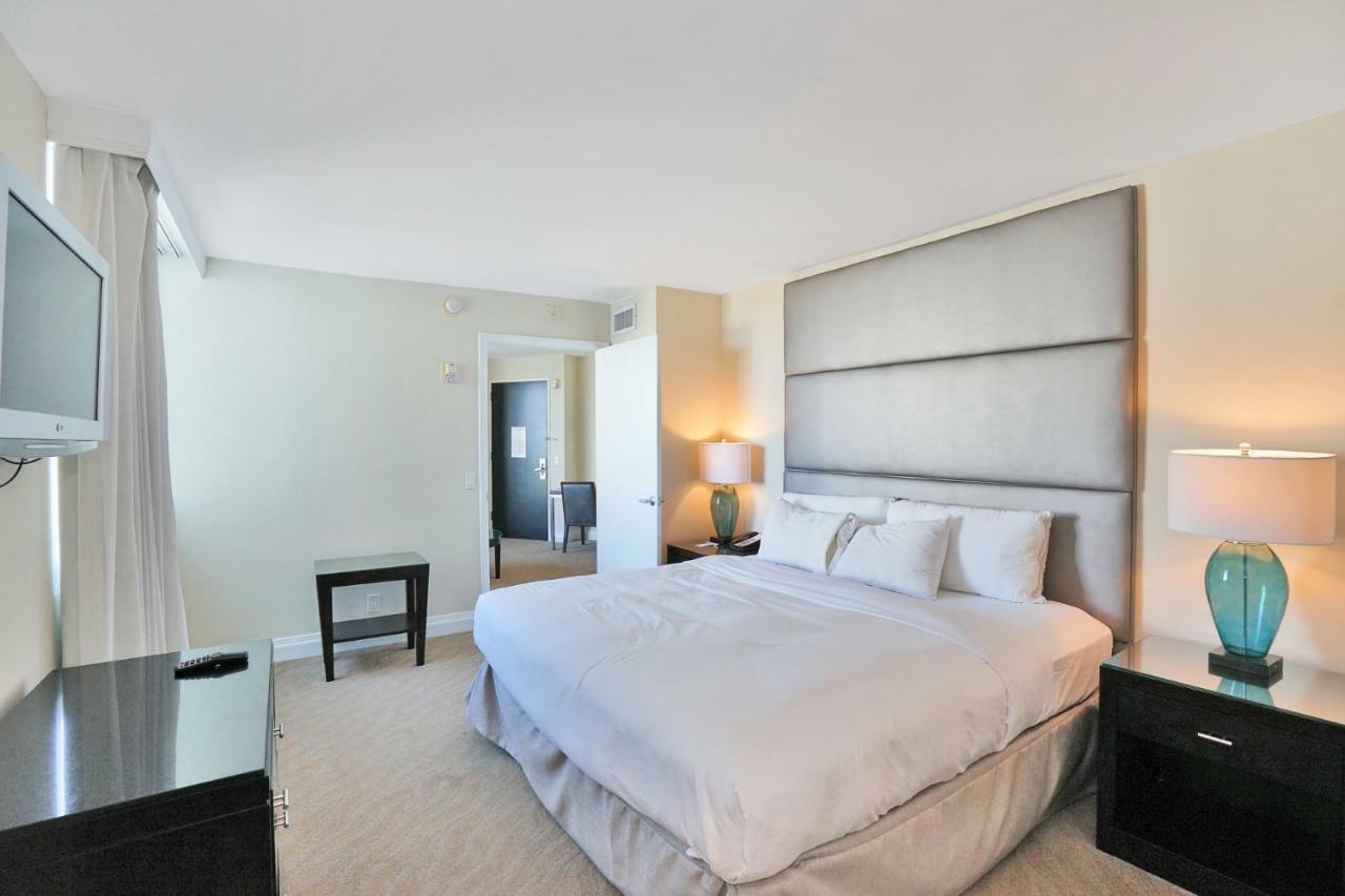 Gallery One - A Doubletree Suites By Hilton Hotel Форт Лодърдейл Екстериор снимка